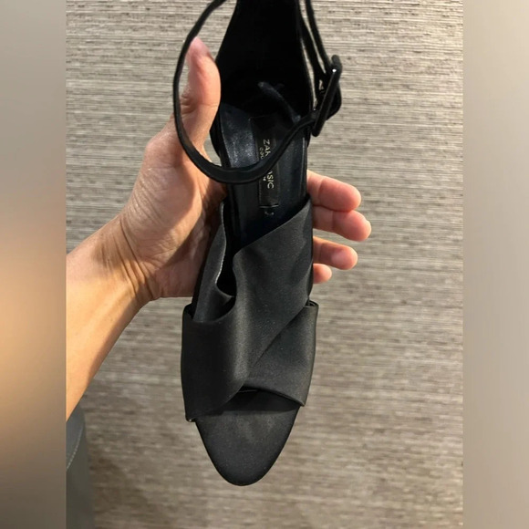 Zara Black Sateen ankle strap party heels size 6 1/2 - Picture 5 of 9